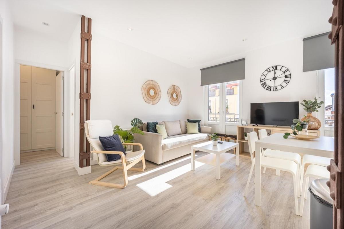 Apartamento Con Vistas En Lavapies Apartment มาดริด ภายนอก รูปภาพ