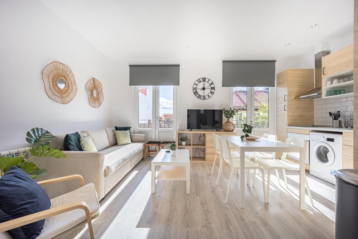 Apartamento Con Vistas En Lavapies Apartment มาดริด ภายนอก รูปภาพ