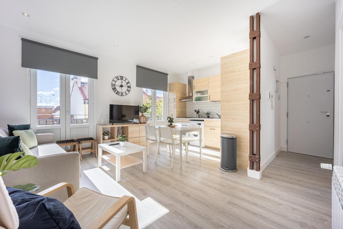 Apartamento Con Vistas En Lavapies Apartment มาดริด ภายนอก รูปภาพ