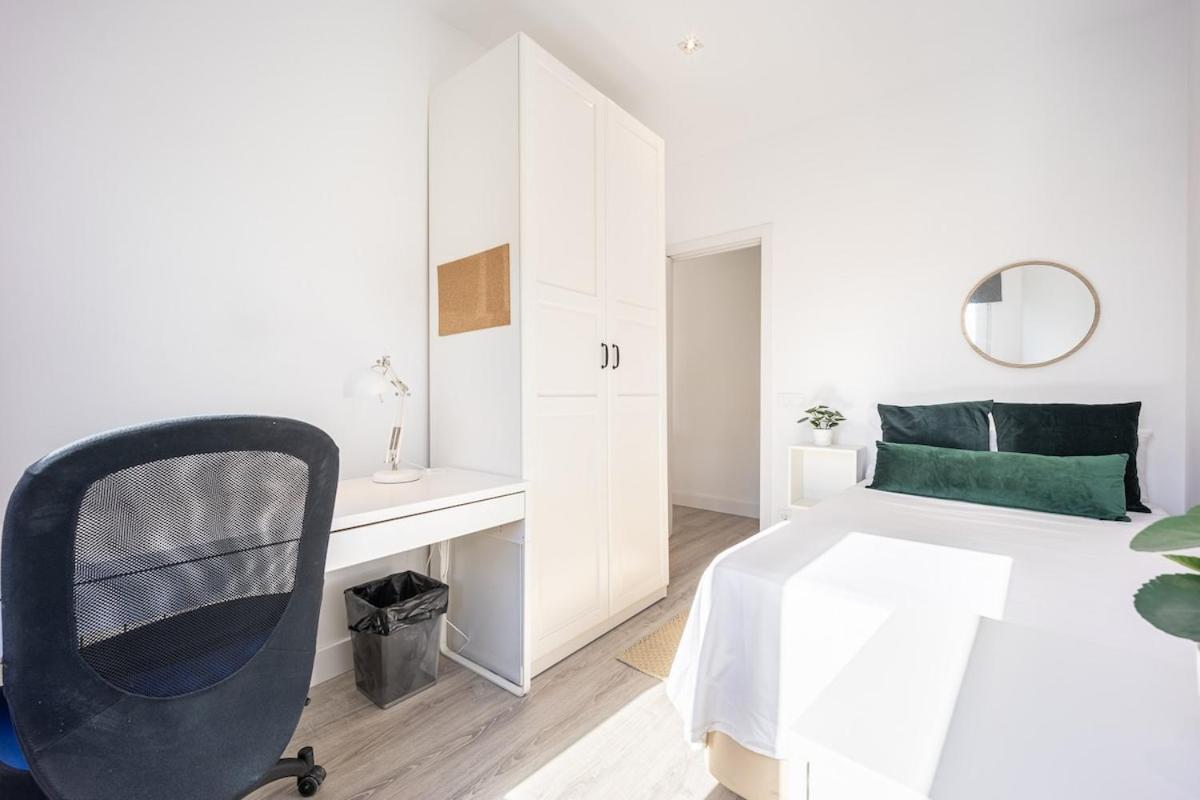 Apartamento Con Vistas En Lavapies Apartment มาดริด ภายนอก รูปภาพ